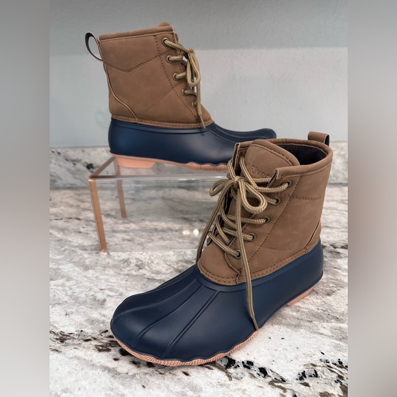 Wolf River Women's Duck Boots women's Sz 9 - Picture 1 of 9